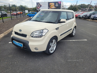 Kia Soul HATCHBACK in Down