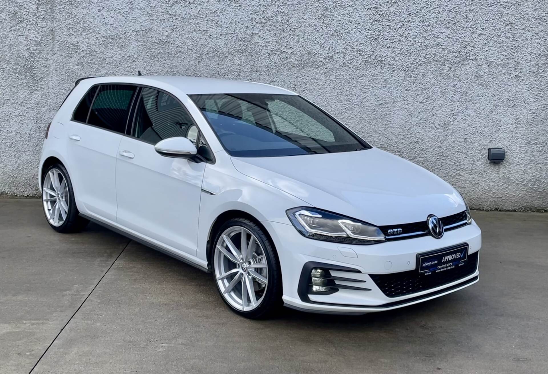 Volkswagen Golf DIESEL HATCHBACK in Tyrone