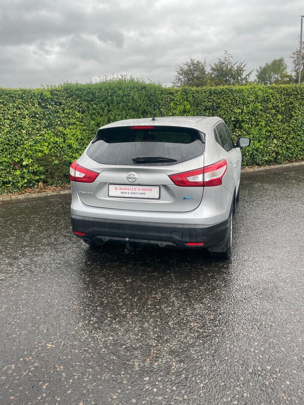 Nissan Qashqai DIESEL HATCHBACK in Derry / Londonderry