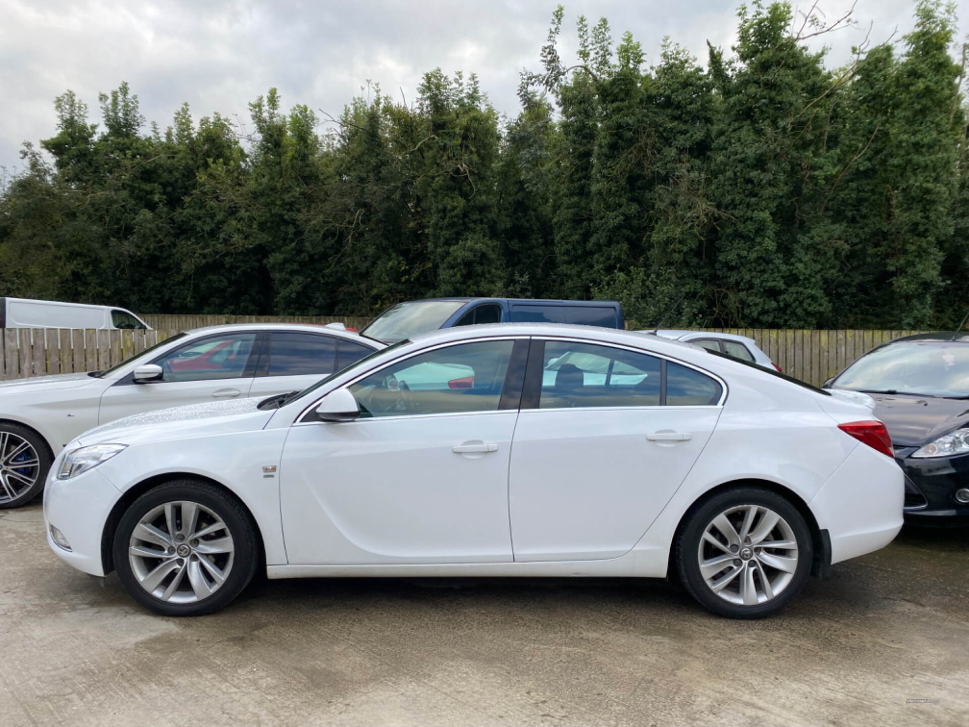 Vauxhall Insignia DIESEL HATCHBACK in Tyrone