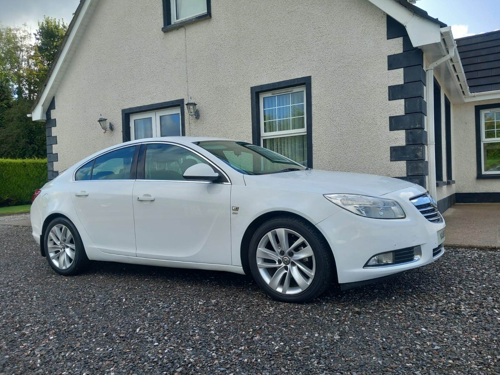 Vauxhall Insignia DIESEL HATCHBACK in Tyrone