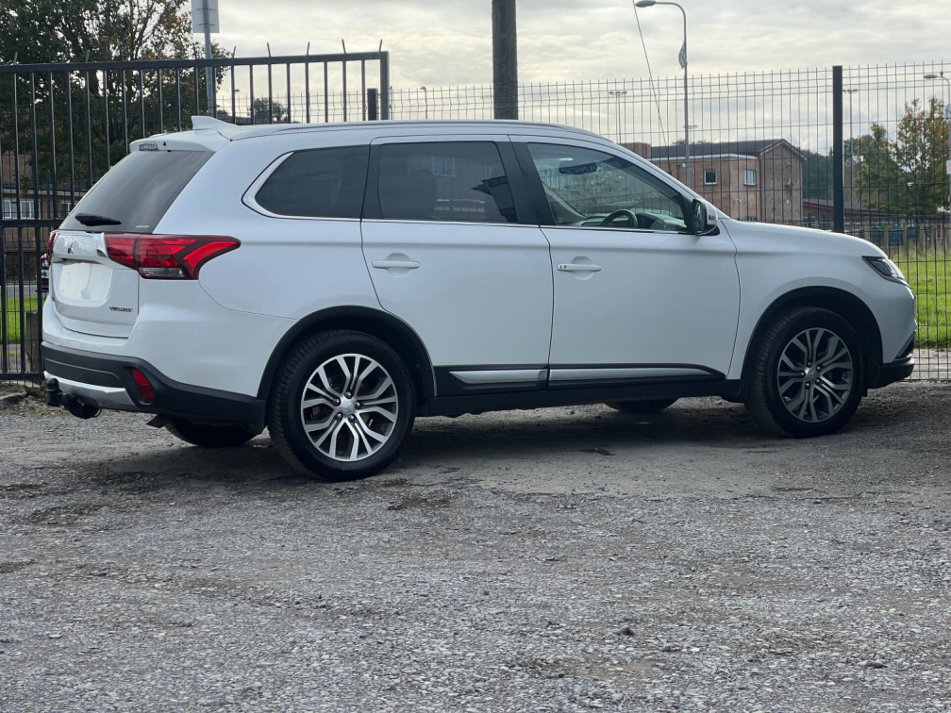 Mitsubishi Outlander DIESEL ESTATE in Tyrone