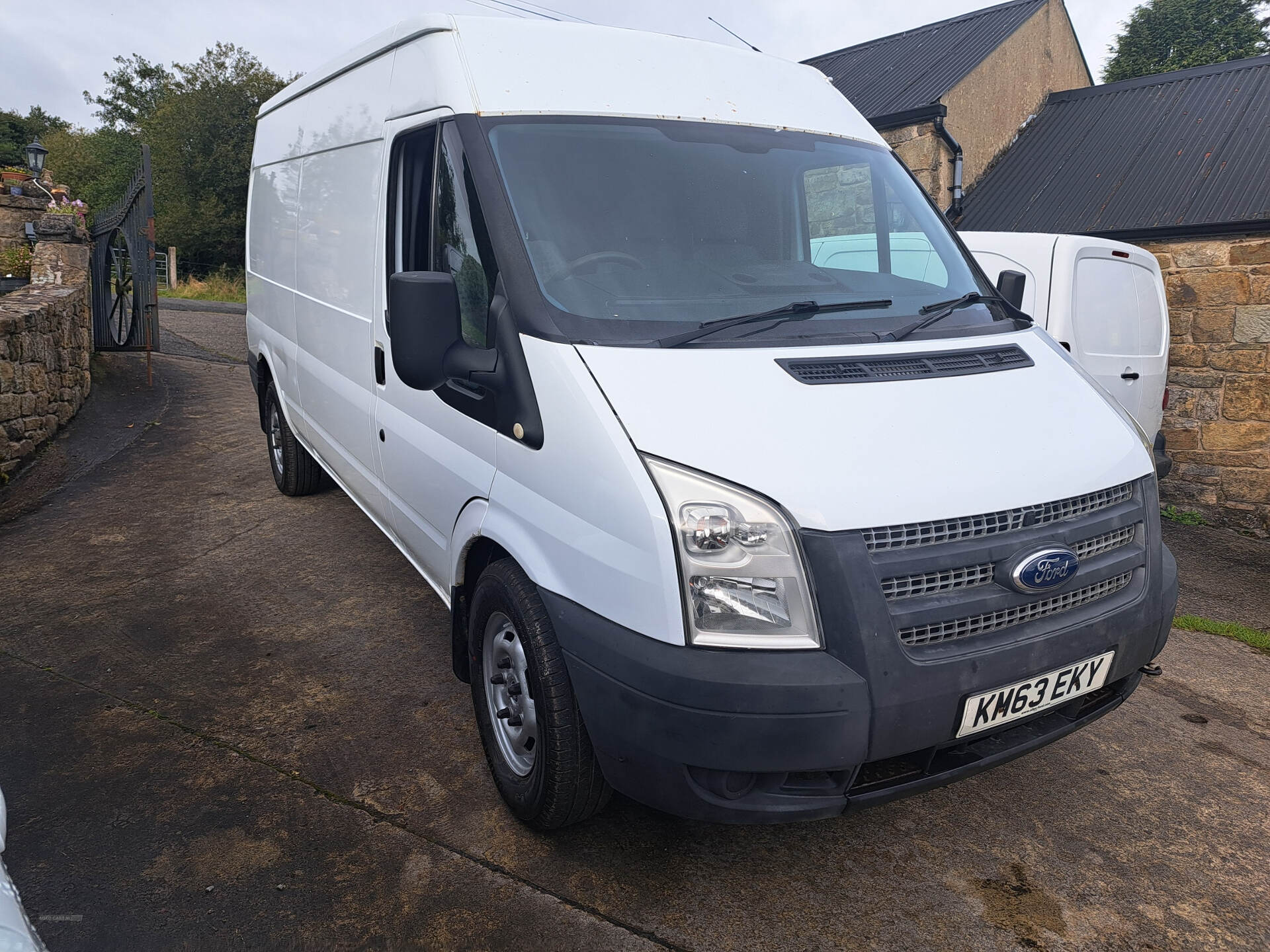 Oct 2013 Ford Transit Medium Roof Van TDCi 125ps