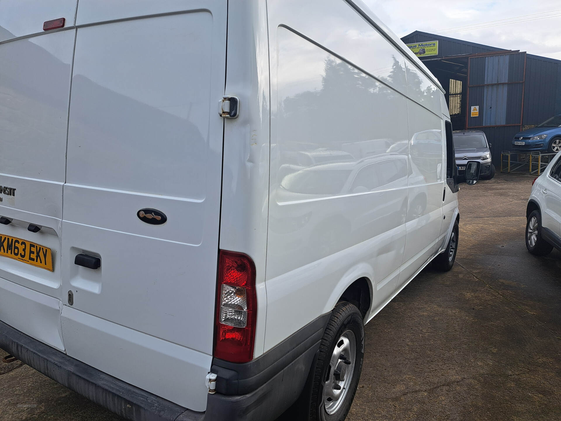Oct 2013 Ford Transit Medium Roof Van TDCi 125ps