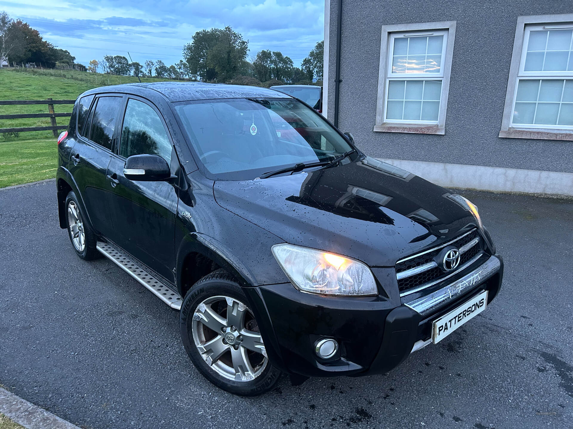 Toyota RAV4 DIESEL ESTATE in Armagh