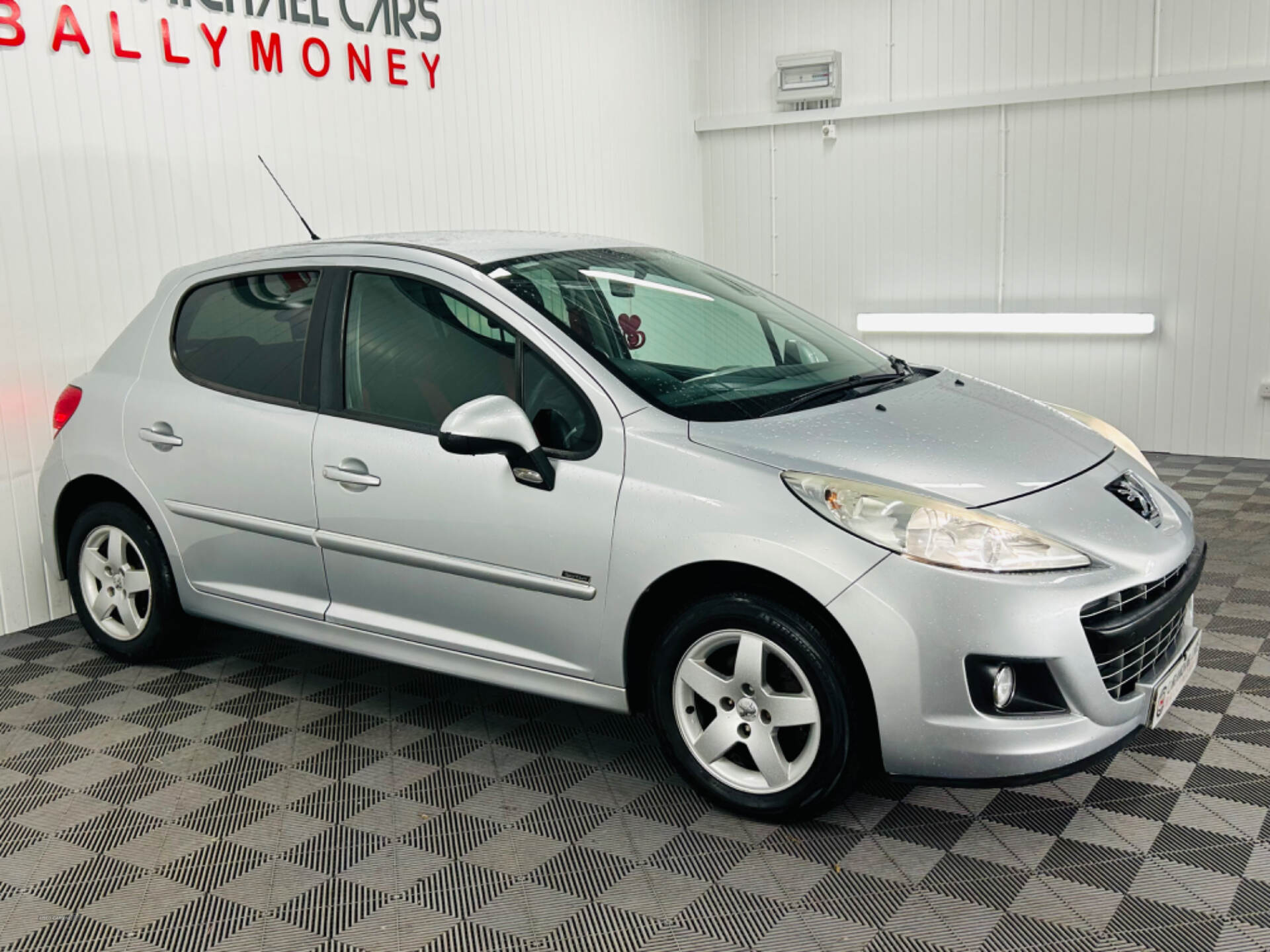 Peugeot 207 HATCHBACK SPECIAL EDITIONS in Antrim