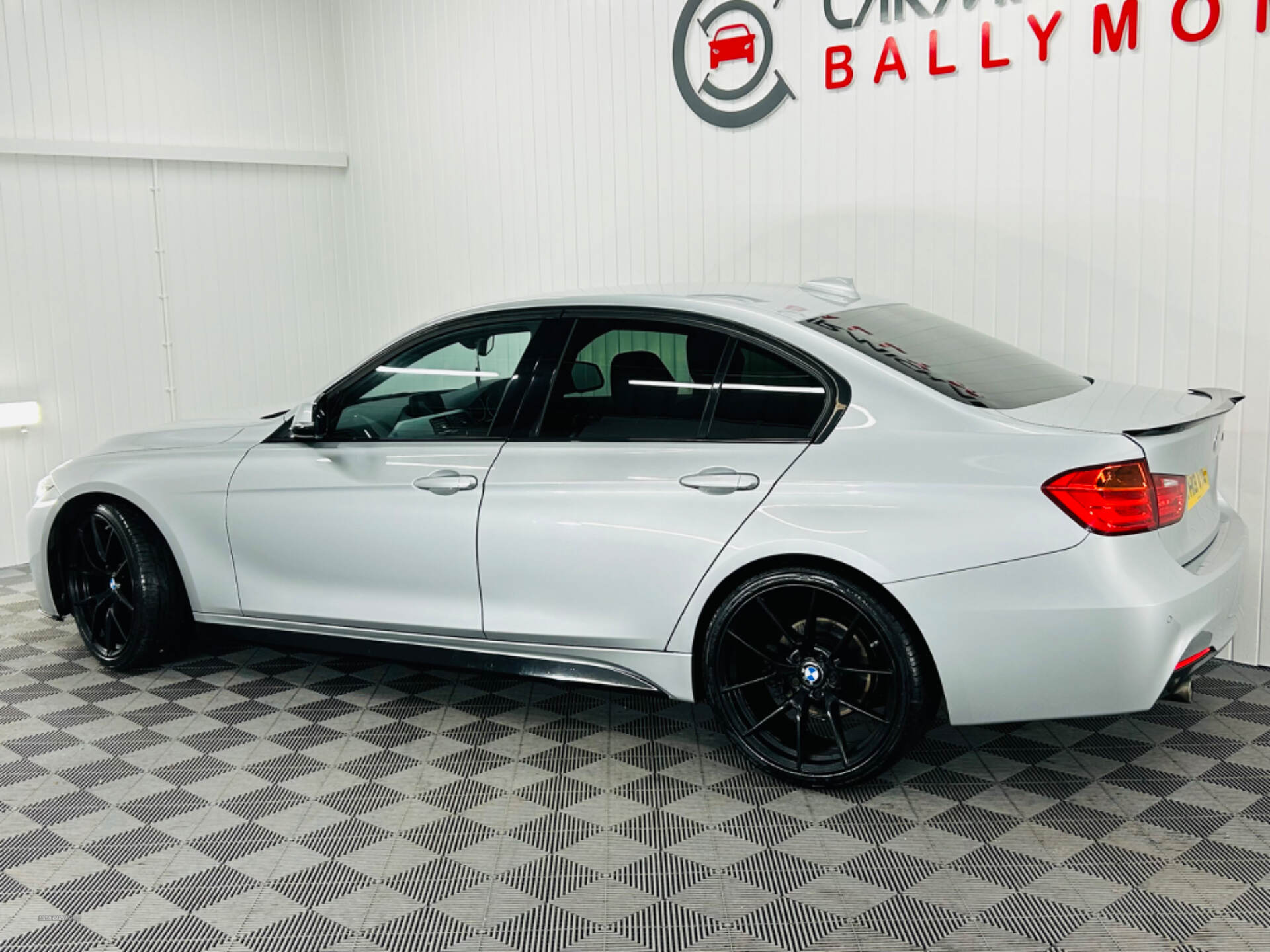 BMW 3 Series DIESEL SALOON in Antrim