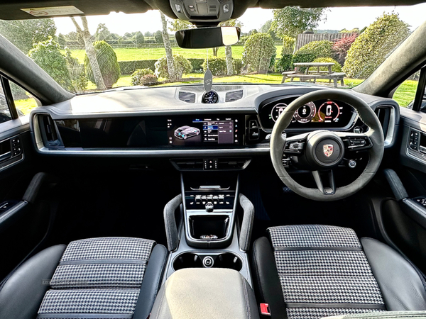 Porsche Cayenne Coupe in Antrim