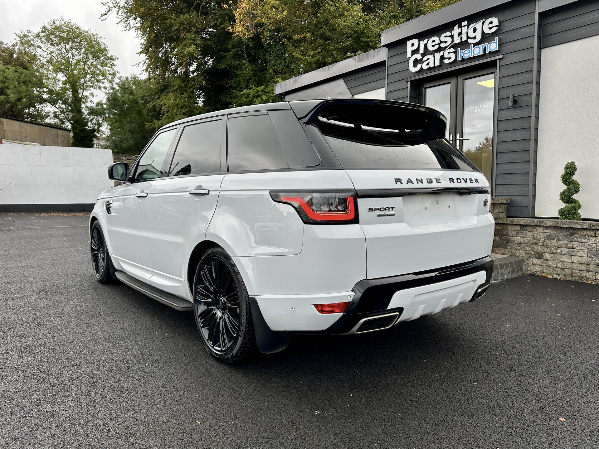 Land Rover Range Rover Sport DIESEL ESTATE in Tyrone