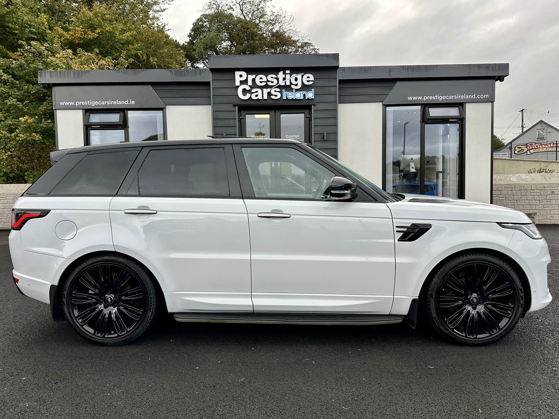 Land Rover Range Rover Sport DIESEL ESTATE in Tyrone