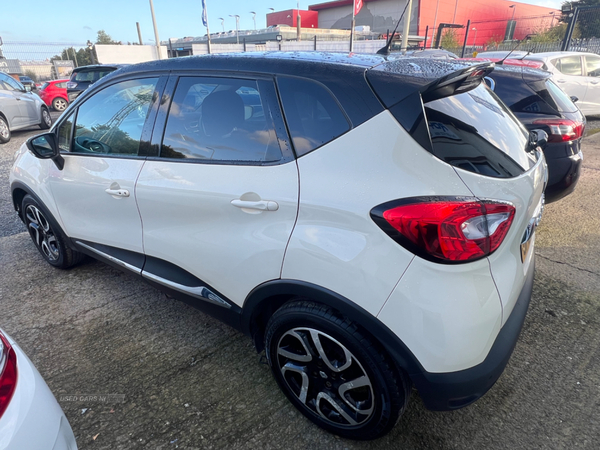 Renault Captur HATCHBACK in Down