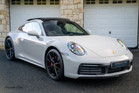 Porsche 911 [992] CARRERA 4 COUPE in Down