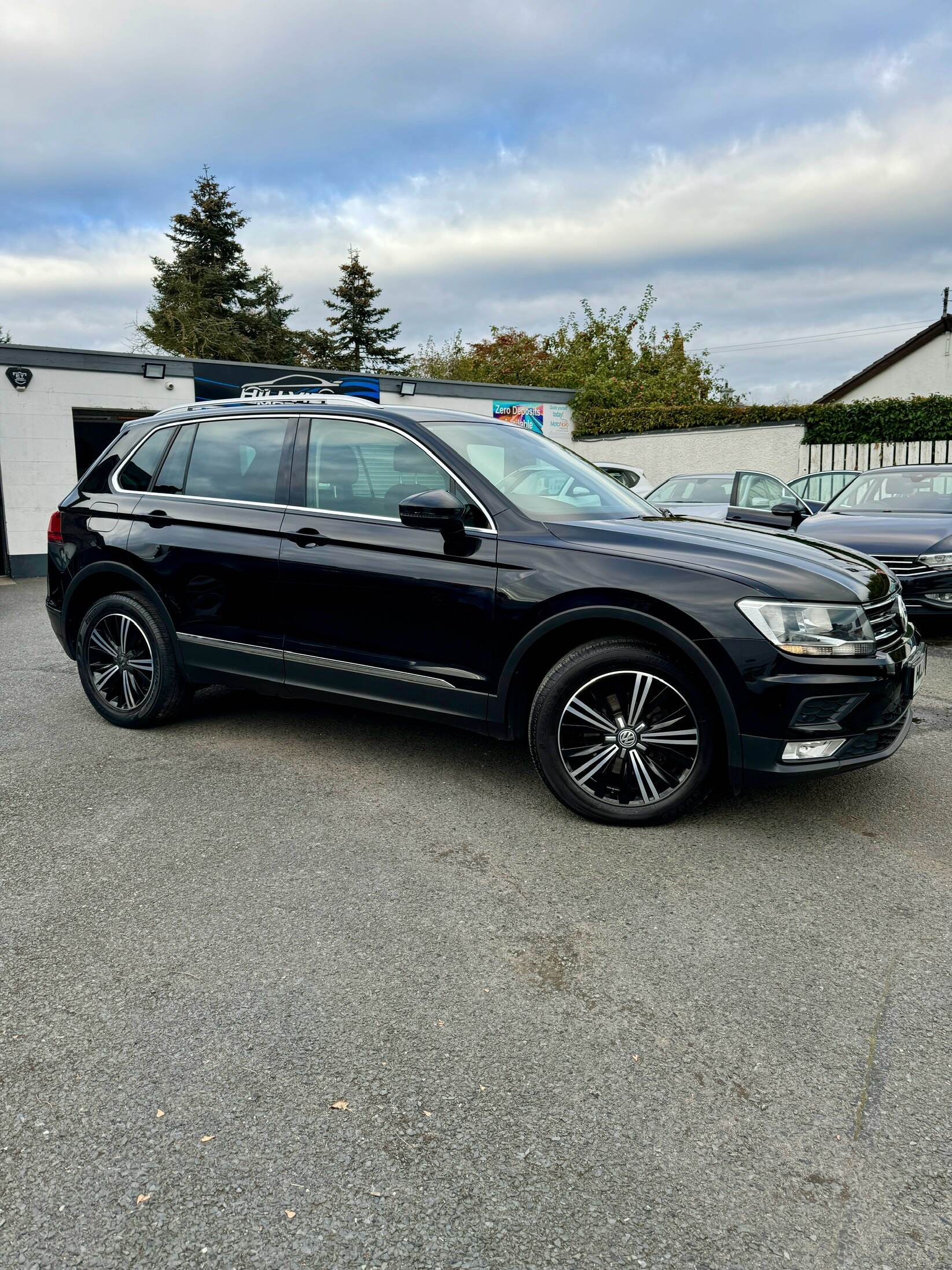 Volkswagen Tiguan DIESEL ESTATE in Down