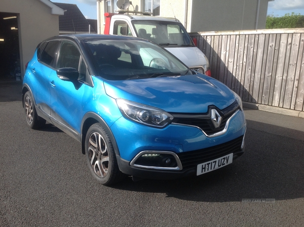 Renault Captur DIESEL HATCHBACK in Down