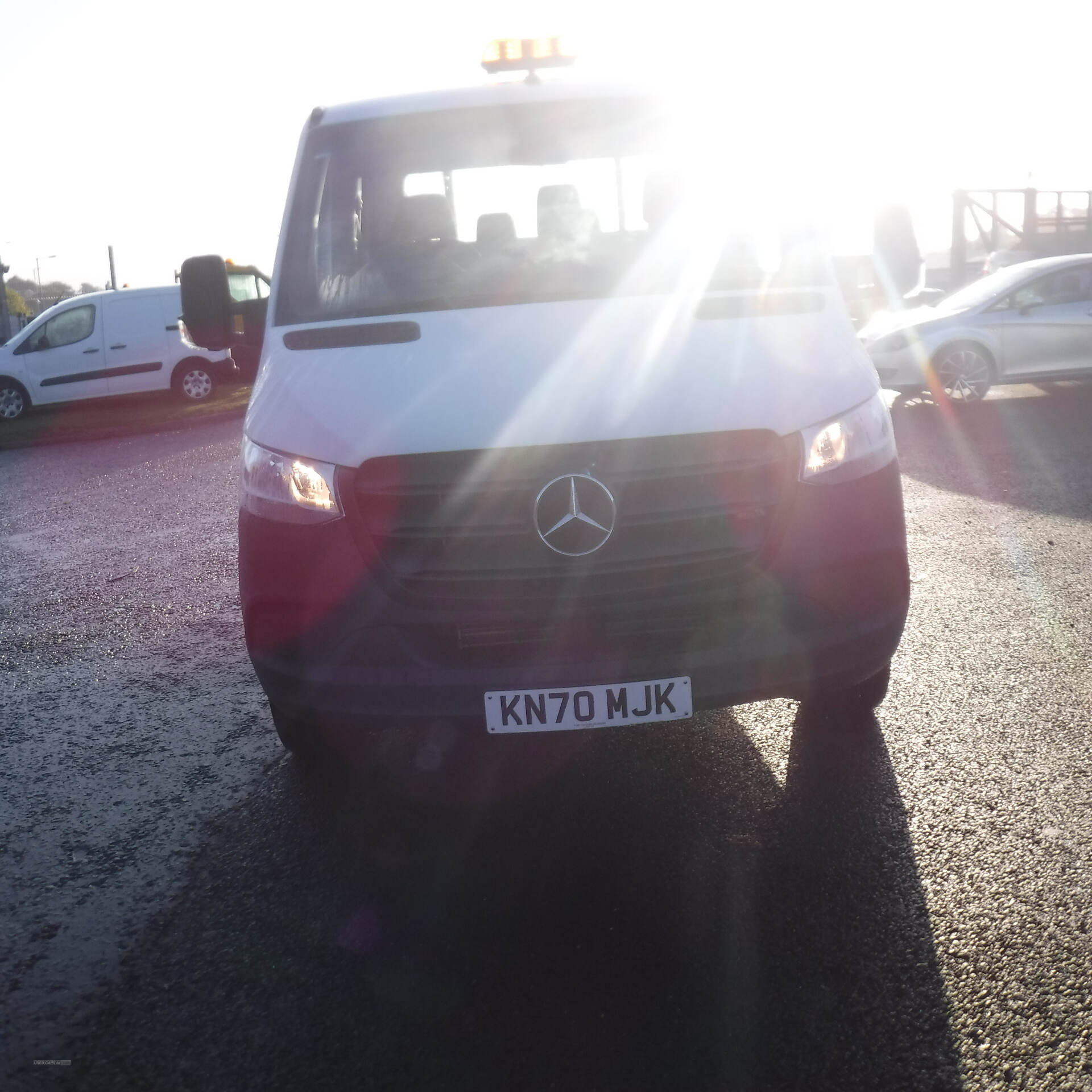 Mercedes Sprinter 316 double cab tipper in Down