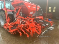 Kuhn 3004 in Derry / Londonderry