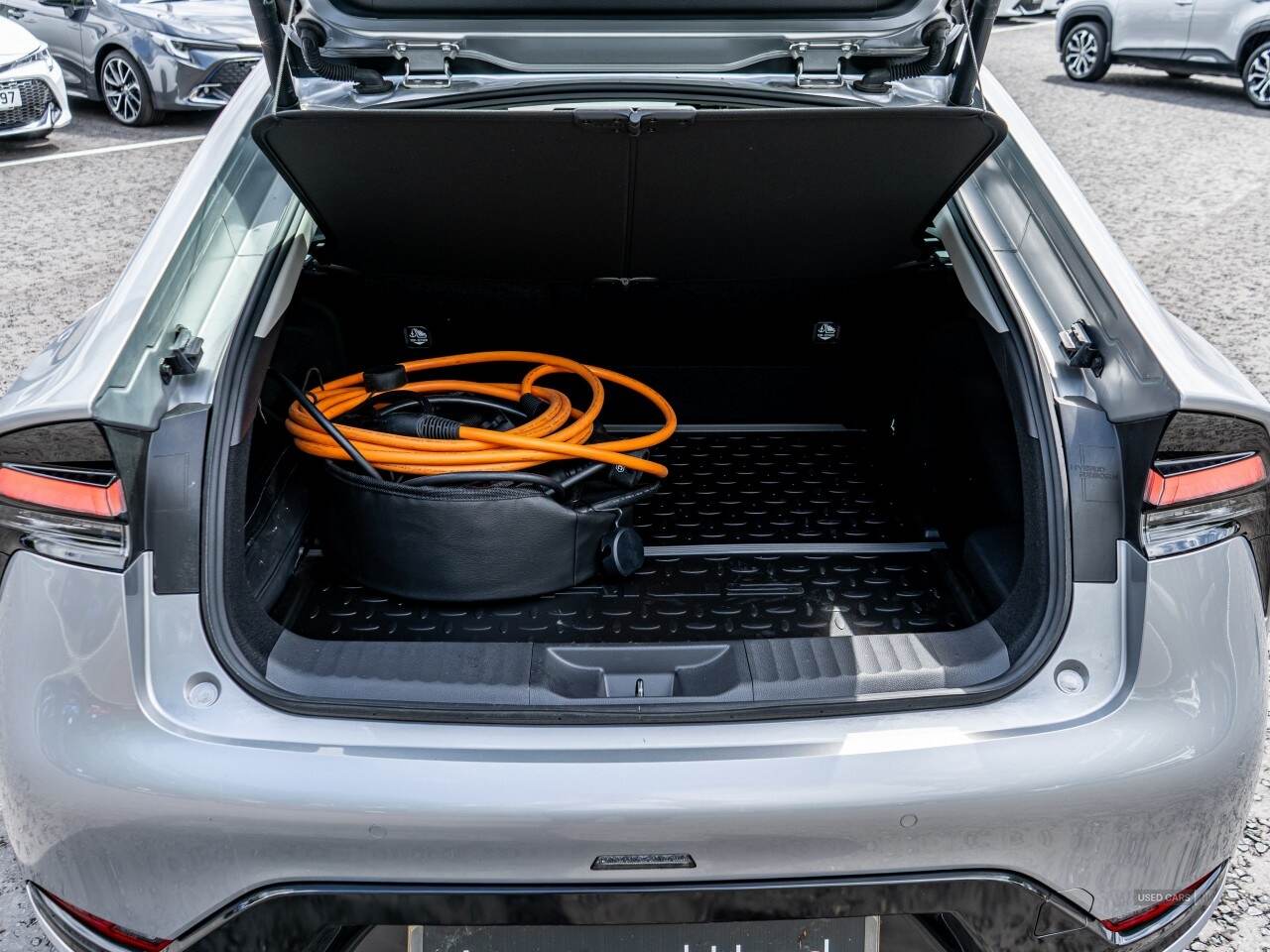  2024 Toyota Prius Plug-in Excel