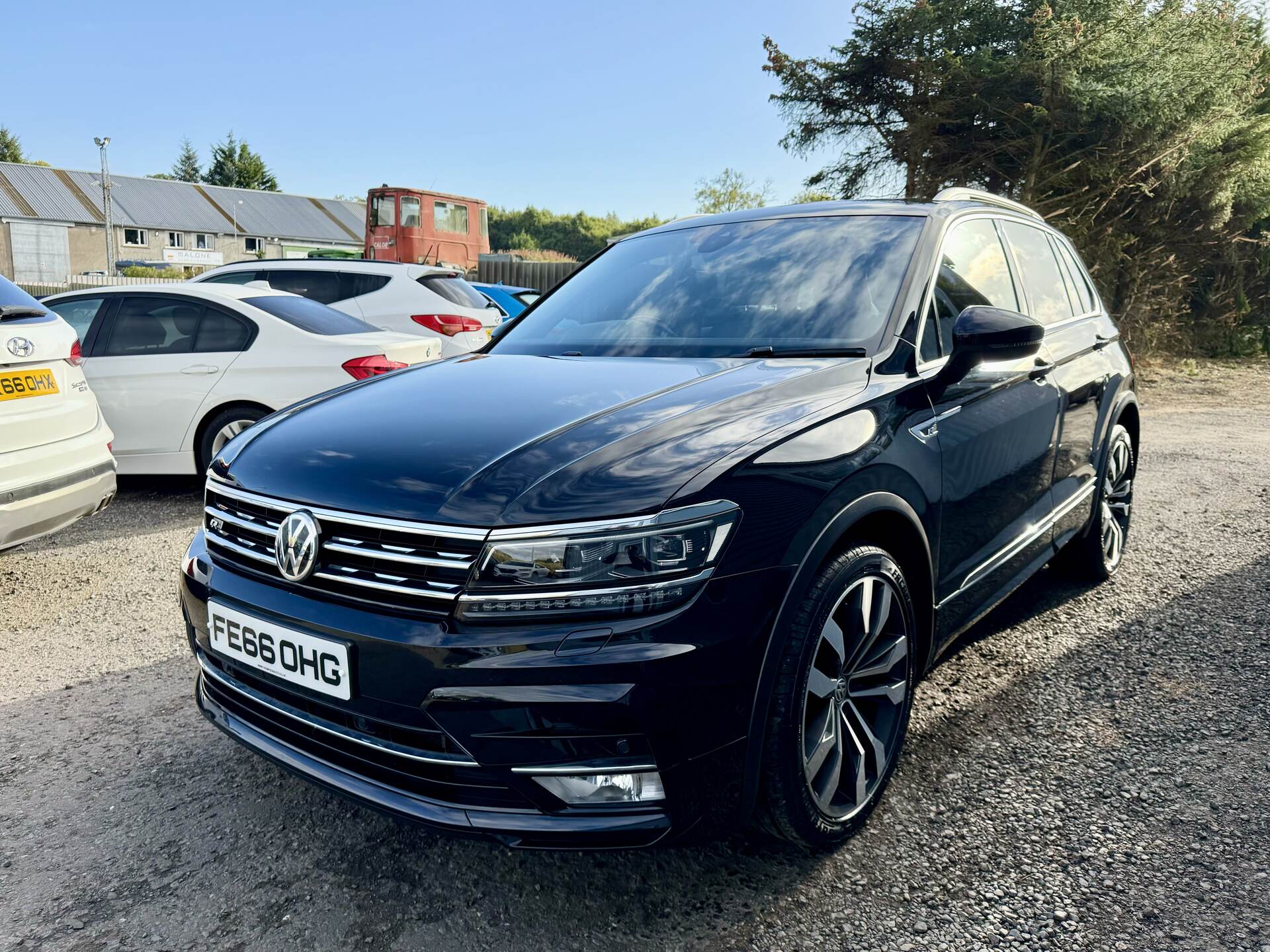 Volkswagen Tiguan DIESEL ESTATE in Down