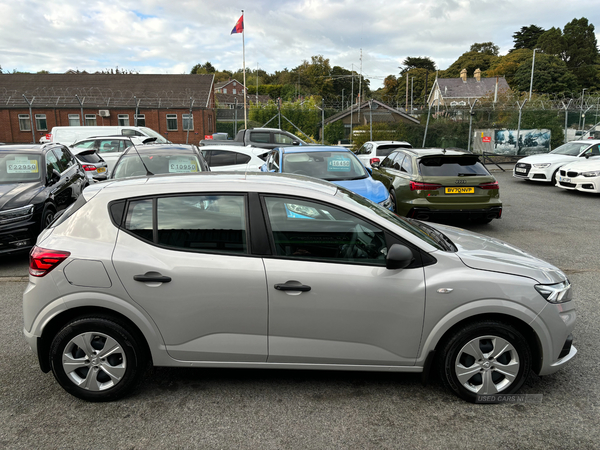 Dacia Sandero HATCHBACK in Down