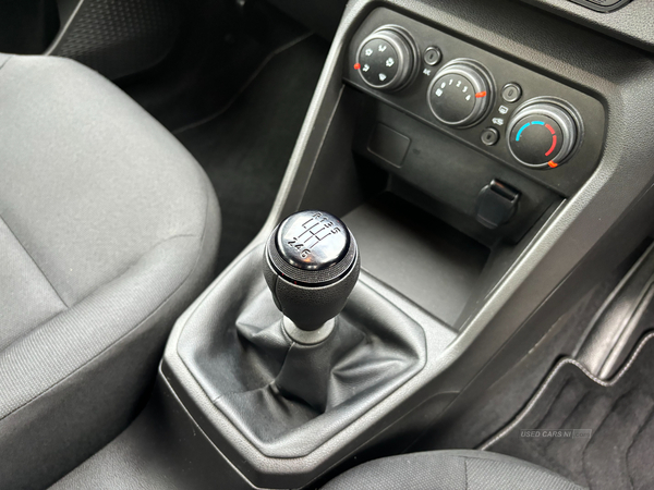 Dacia Sandero HATCHBACK in Down