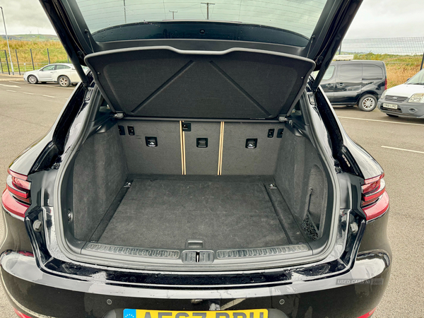 Porsche Macan DIESEL ESTATE in Derry / Londonderry