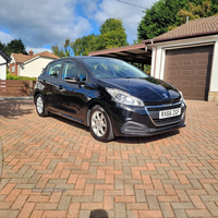 Peugeot 208 HATCHBACK in Down