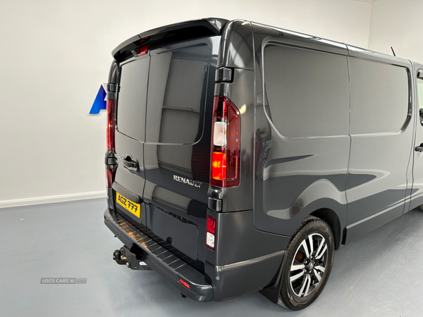 Renault Trafic SWB DIESEL in Tyrone