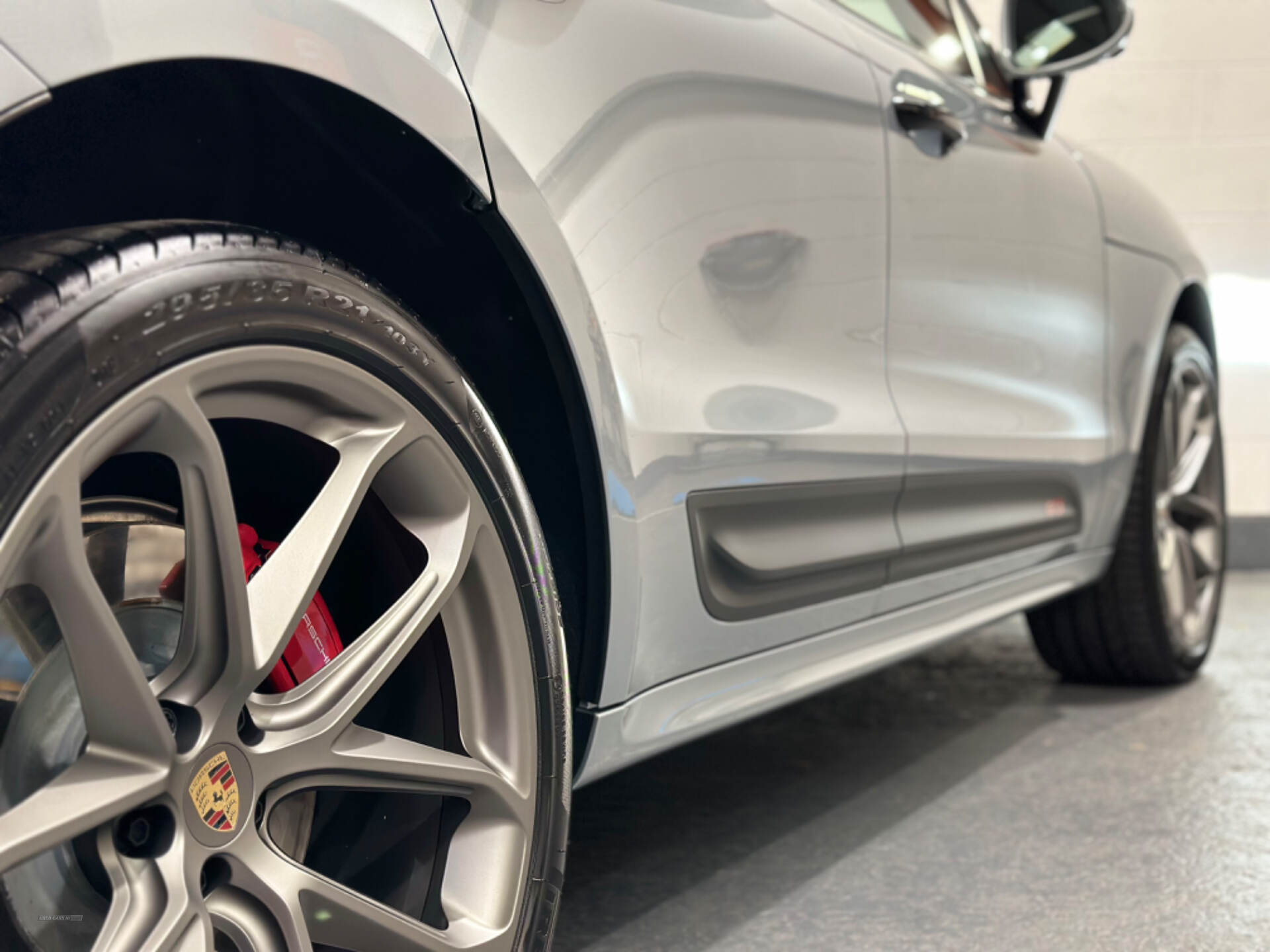 Porsche Macan ESTATE in Antrim