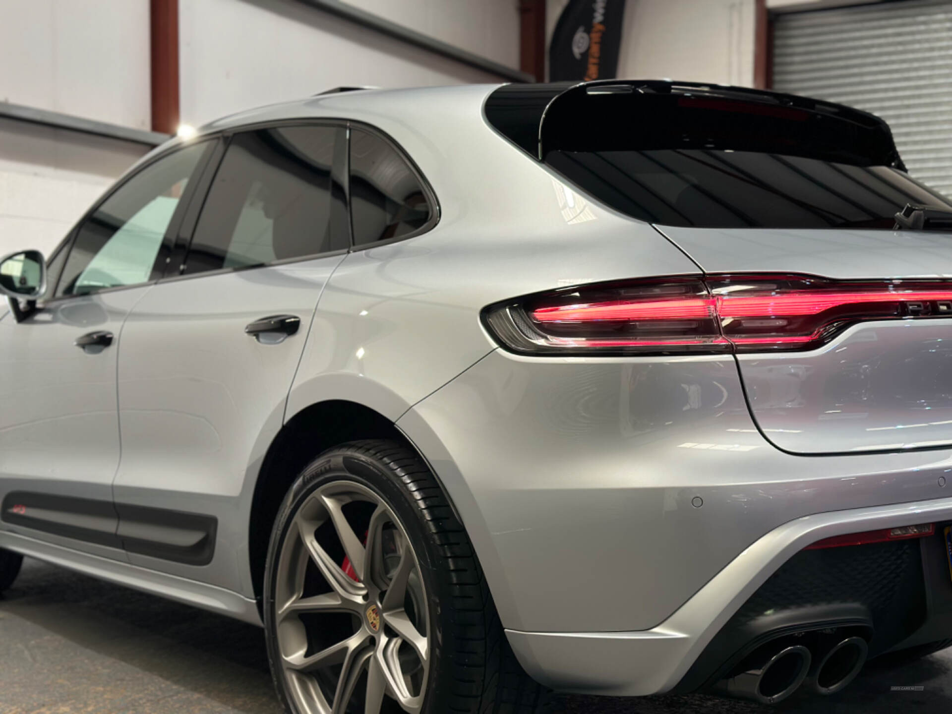 Porsche Macan ESTATE in Antrim