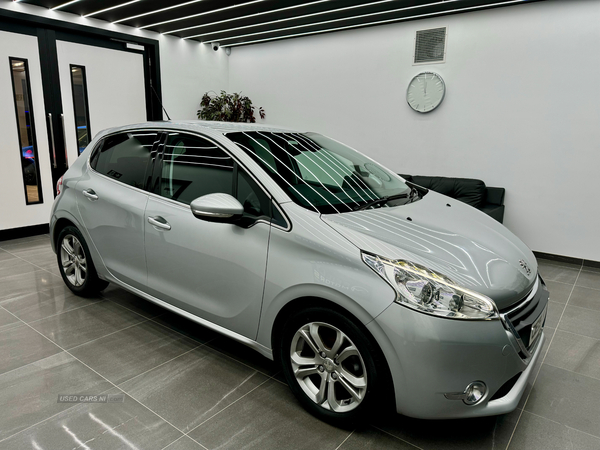 Peugeot 208 DIESEL HATCHBACK in Derry / Londonderry