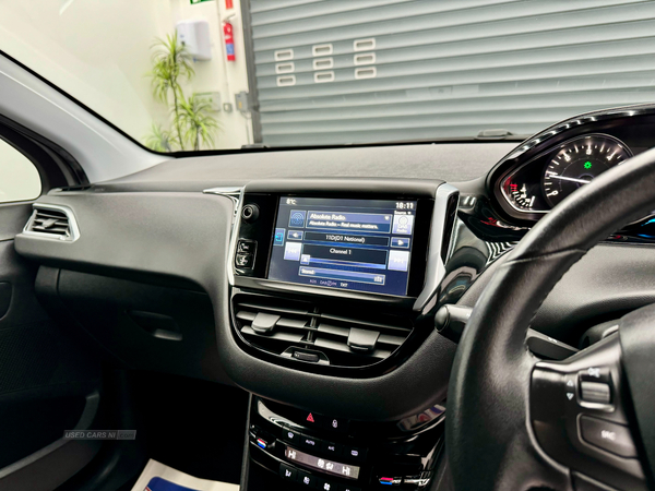 Peugeot 208 DIESEL HATCHBACK in Derry / Londonderry