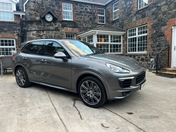 Porsche Cayenne DIESEL ESTATE in Antrim