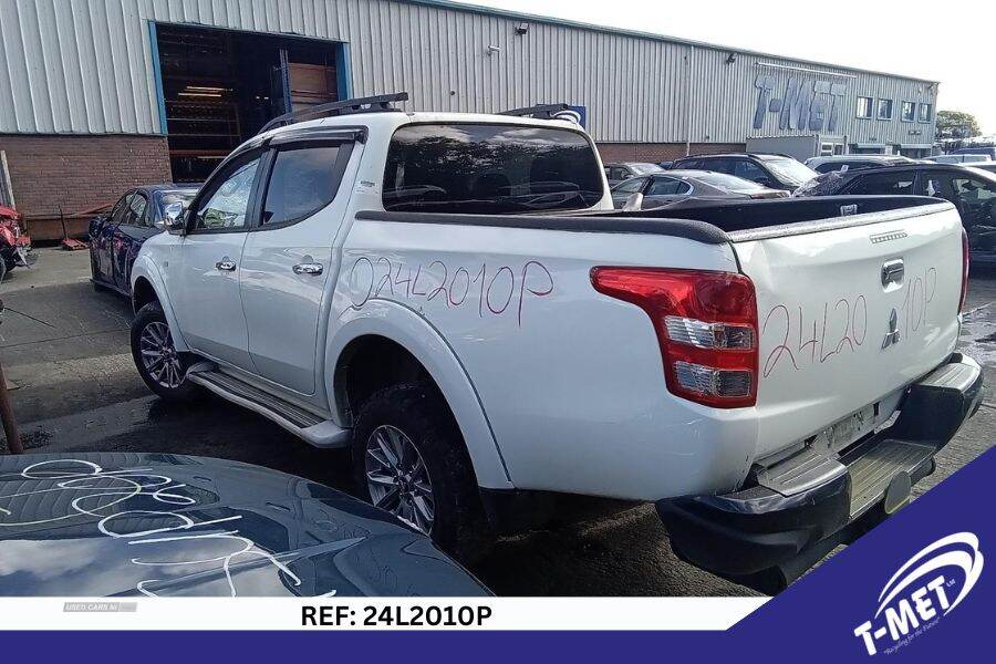Sep 2017 Mitsubishi L200 Double Cab DI-D 178 Titan 4WD