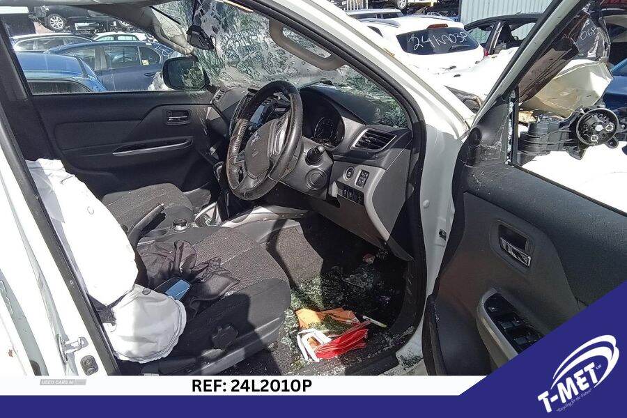 Sep 2017 Mitsubishi L200 Double Cab DI-D 178 Titan 4WD
