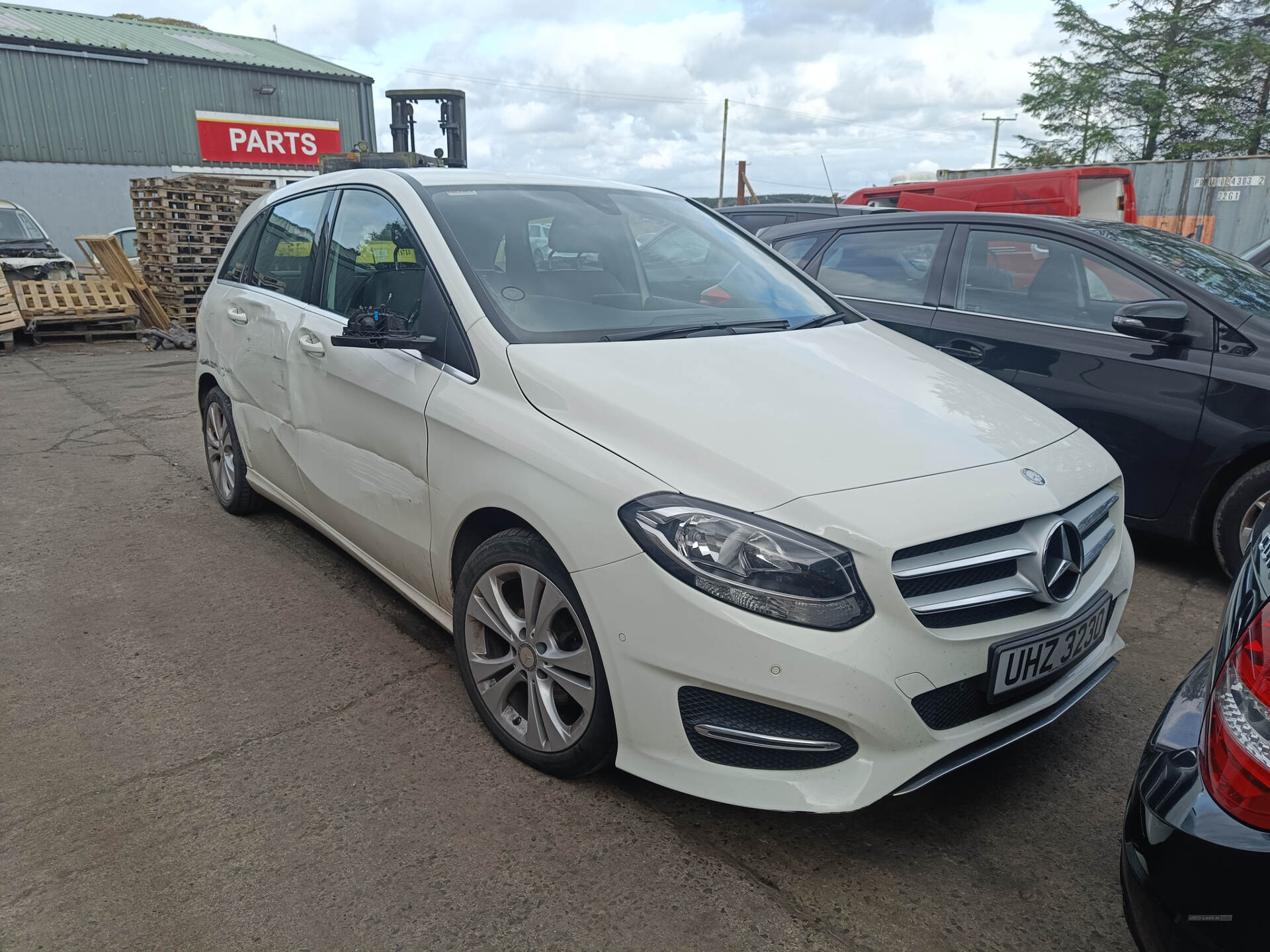 May 2016 Mercedes B-Class B180 Sport Executive 5dr Auto
