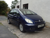 Citroen Xsara Picasso 1.6i 16V Desire 5dr in Down