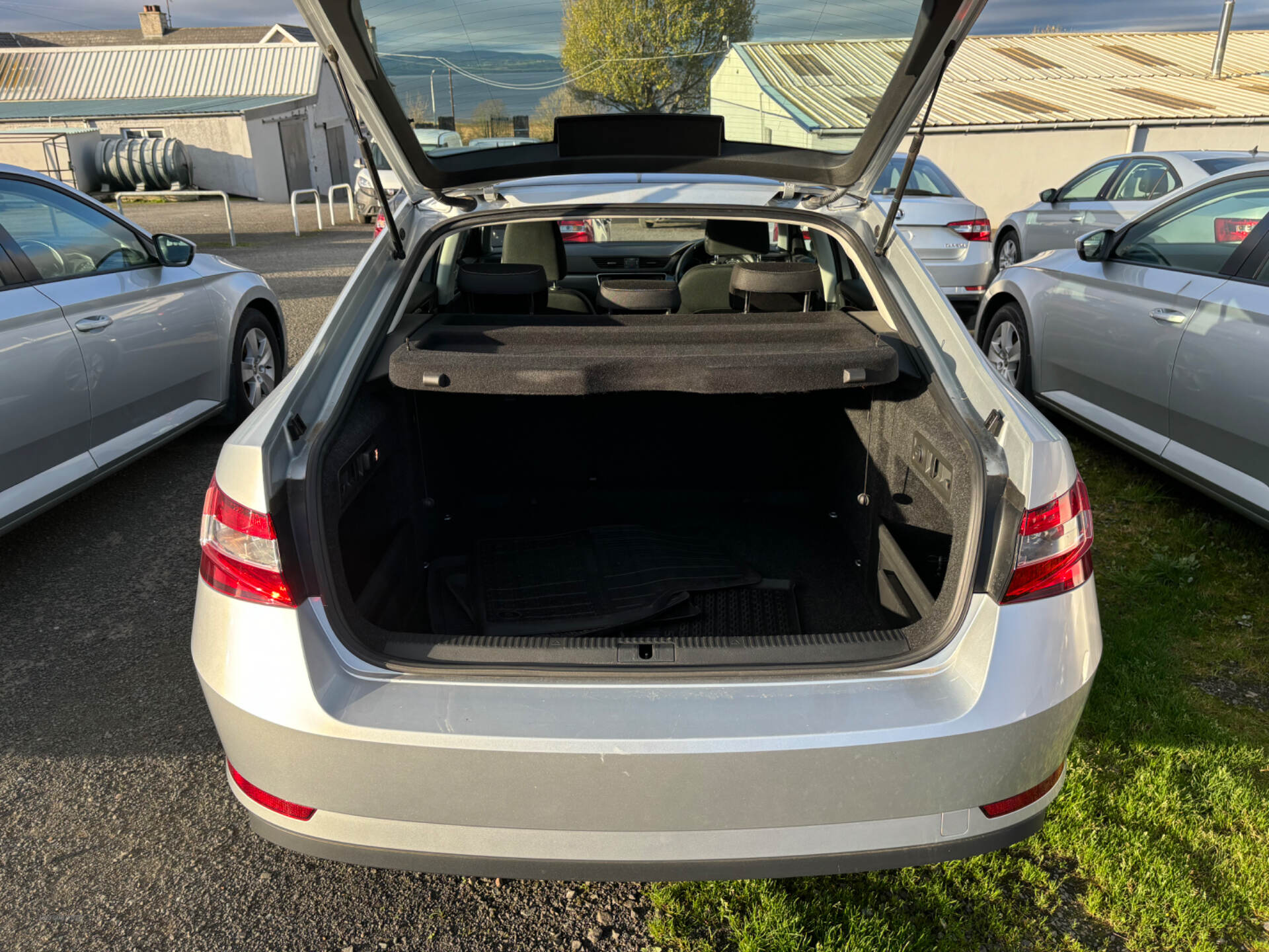 Skoda Superb DIESEL HATCHBACK in Derry / Londonderry