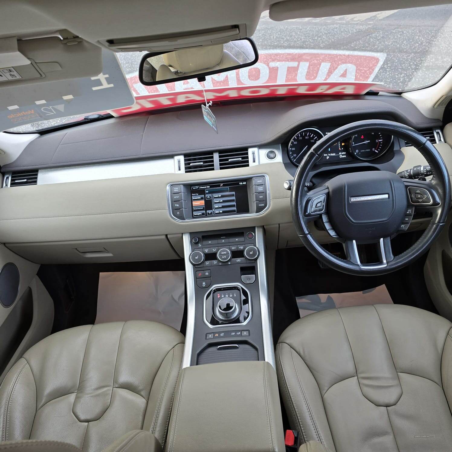 Jul 2014 Land Rover Range Rover Evoque 2.2 SD4 Pure 5dr Auto [9] [Tech Pack]