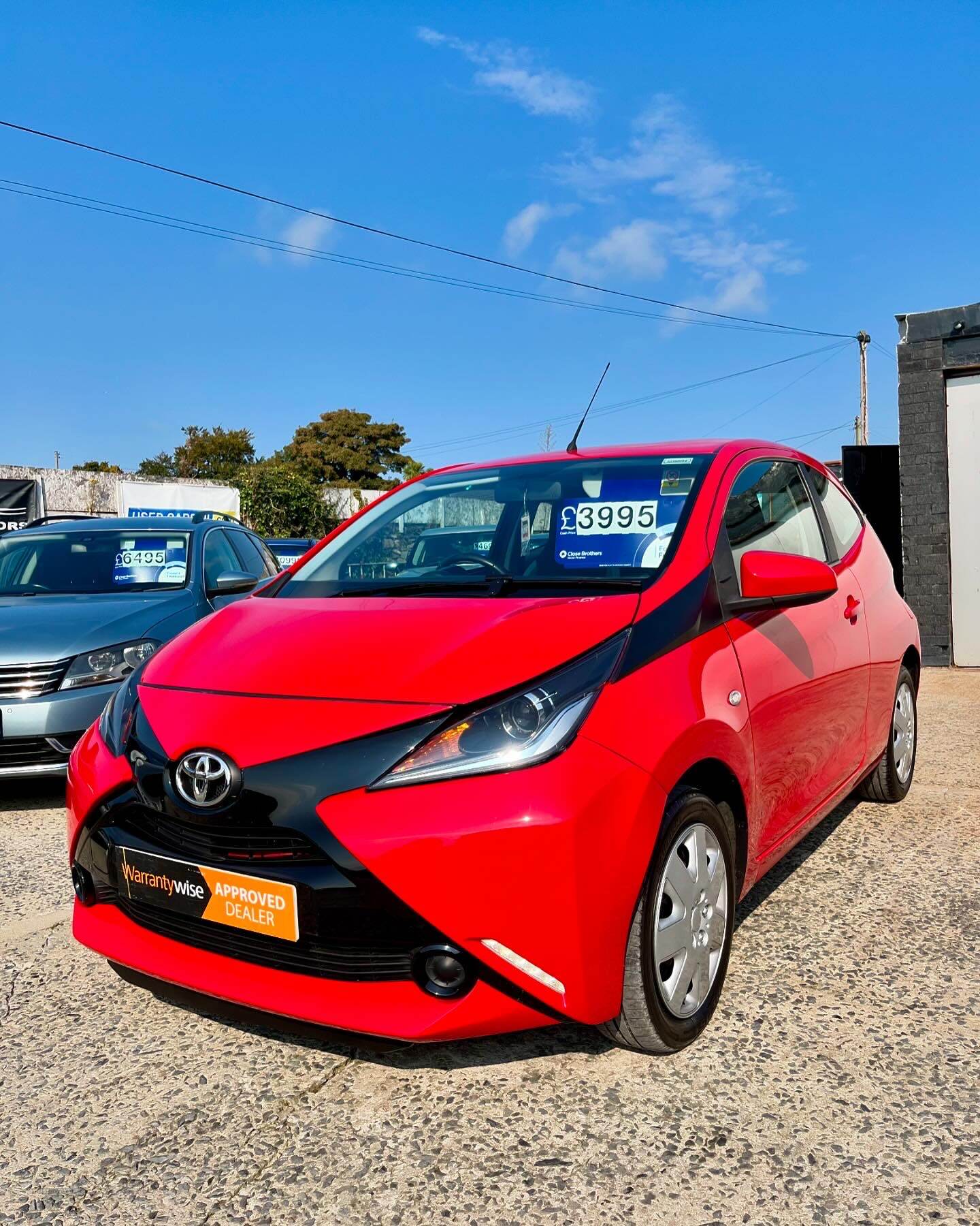 Toyota Aygo HATCHBACK in Down