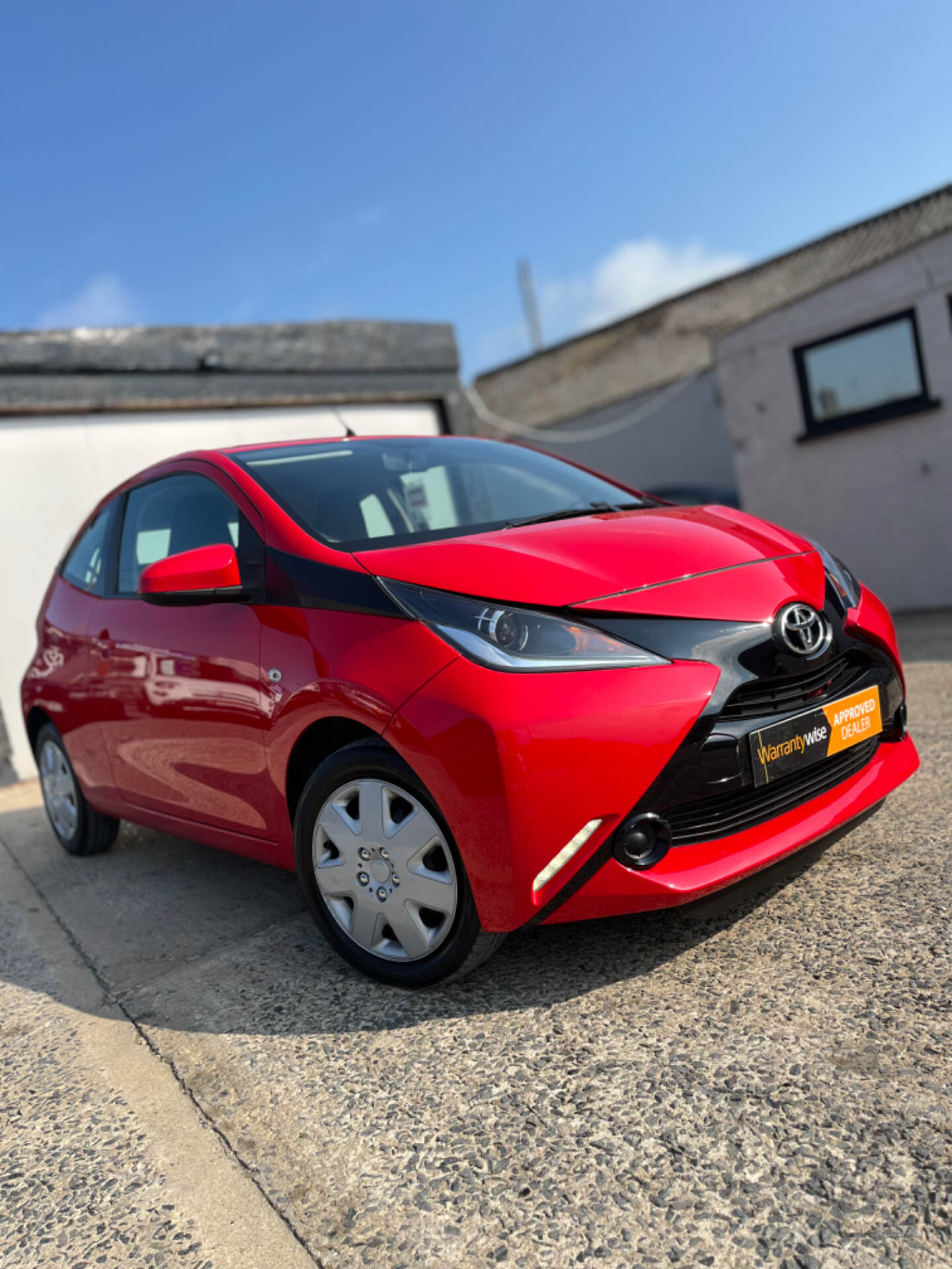 Toyota Aygo HATCHBACK in Down