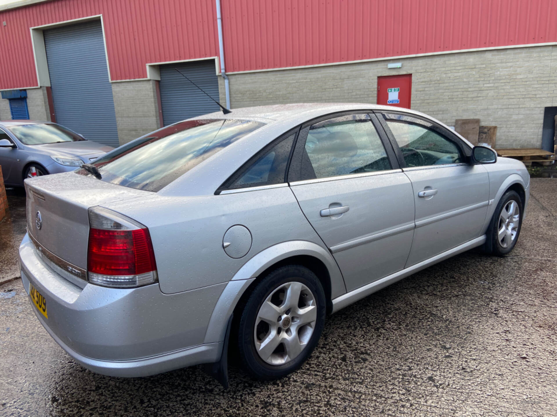 Vauxhall Vectra DIESEL HATCHBACK in Antrim