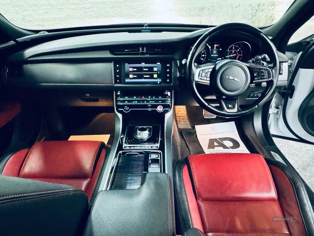 Jan 2016 Jaguar XF 2.0d [180] R-Sport 4dr Auto