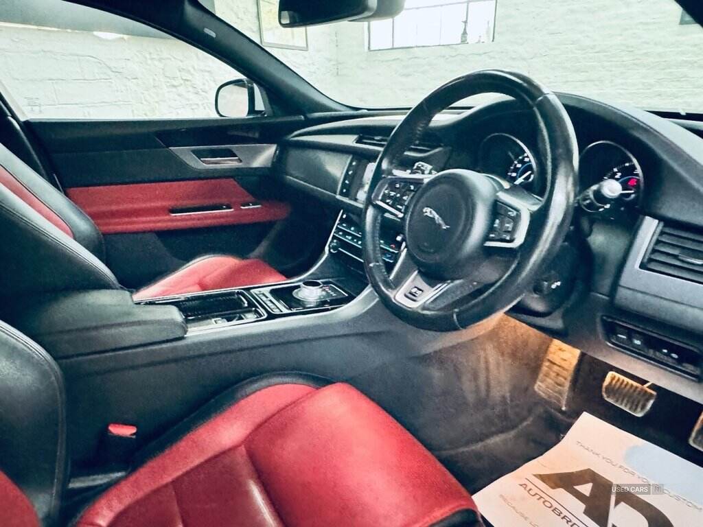 Jan 2016 Jaguar XF 2.0d [180] R-Sport 4dr Auto