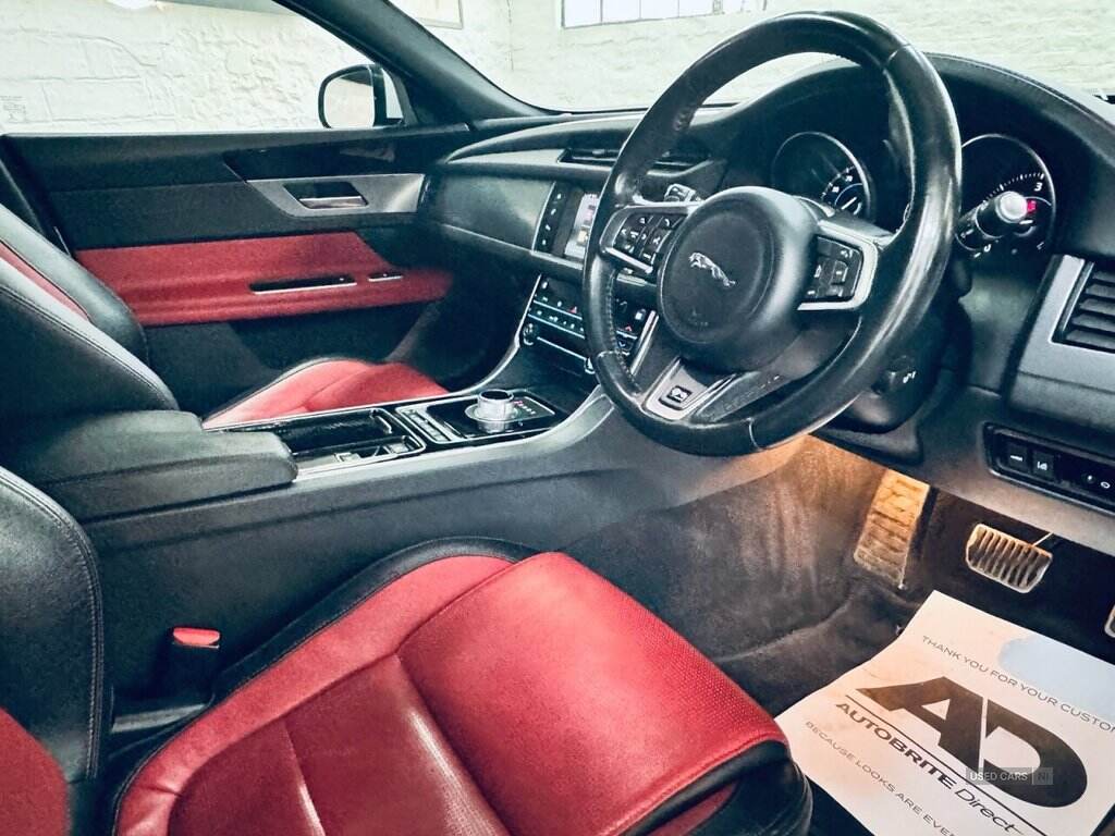 Jan 2016 Jaguar XF 2.0d [180] R-Sport 4dr Auto