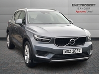 Volvo XC40 D3 MOMENTUM in Down