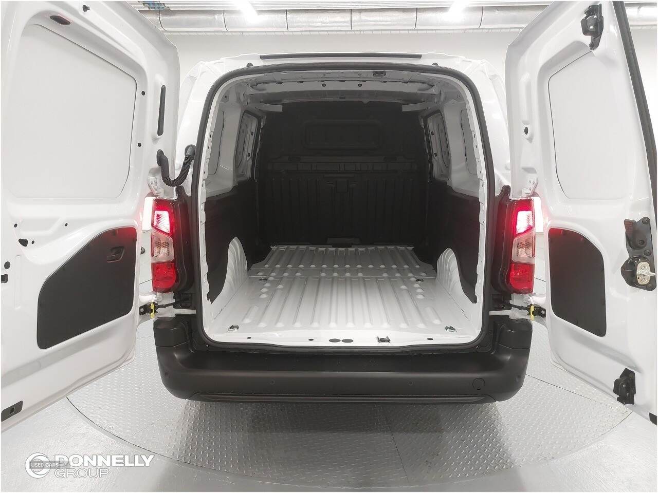 Sep 2024 Vauxhall Combo 1.5 Turbo D 100ps Prime H1 Van
