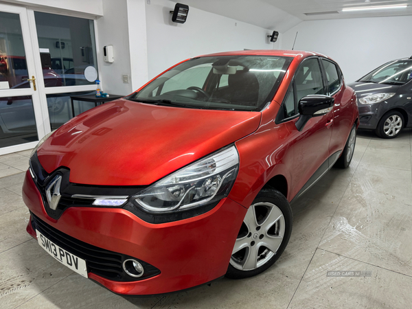 Renault Clio HATCHBACK in Down