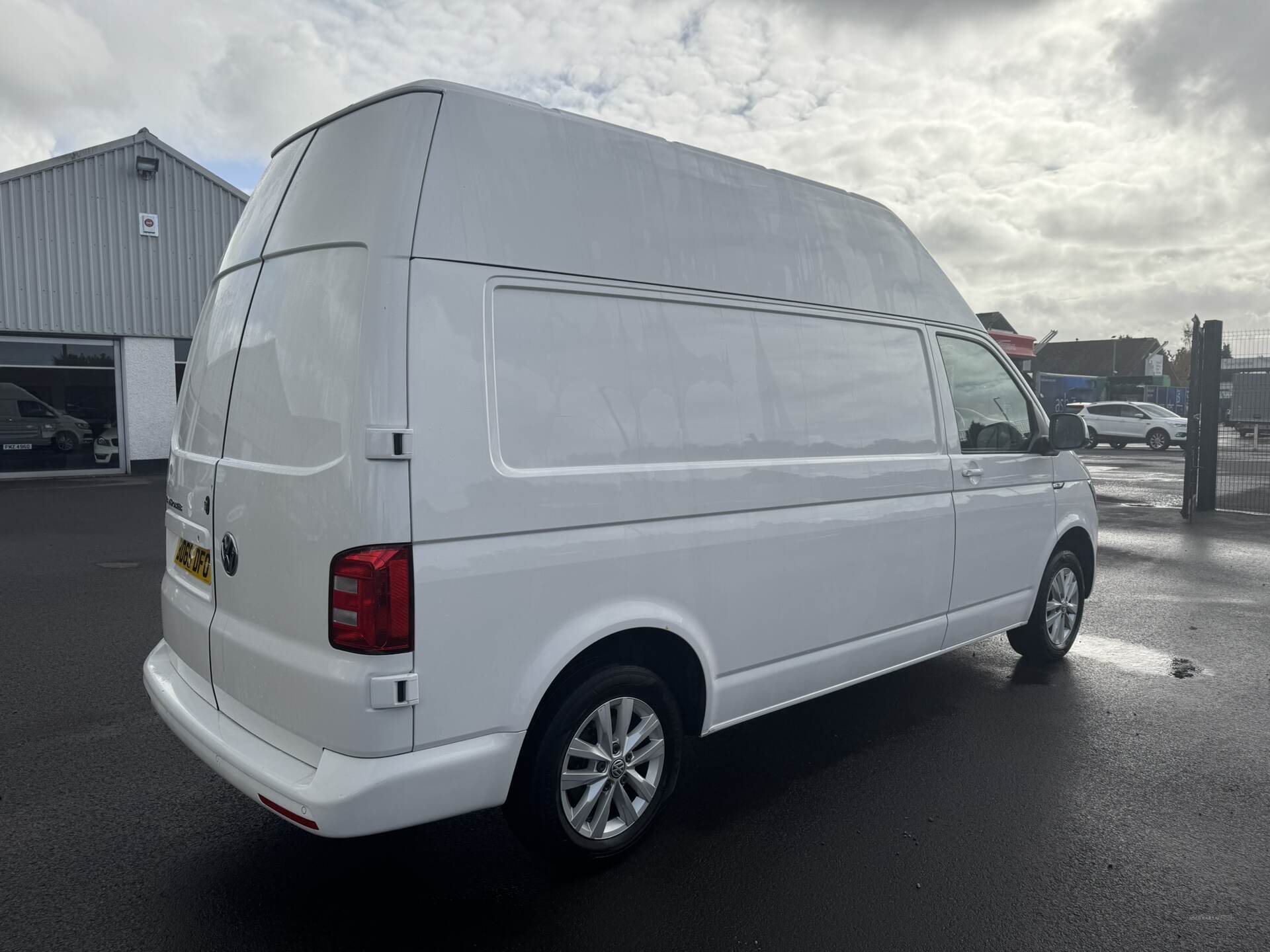 Volkswagen Transporter T30 LWB DIESEL in Antrim