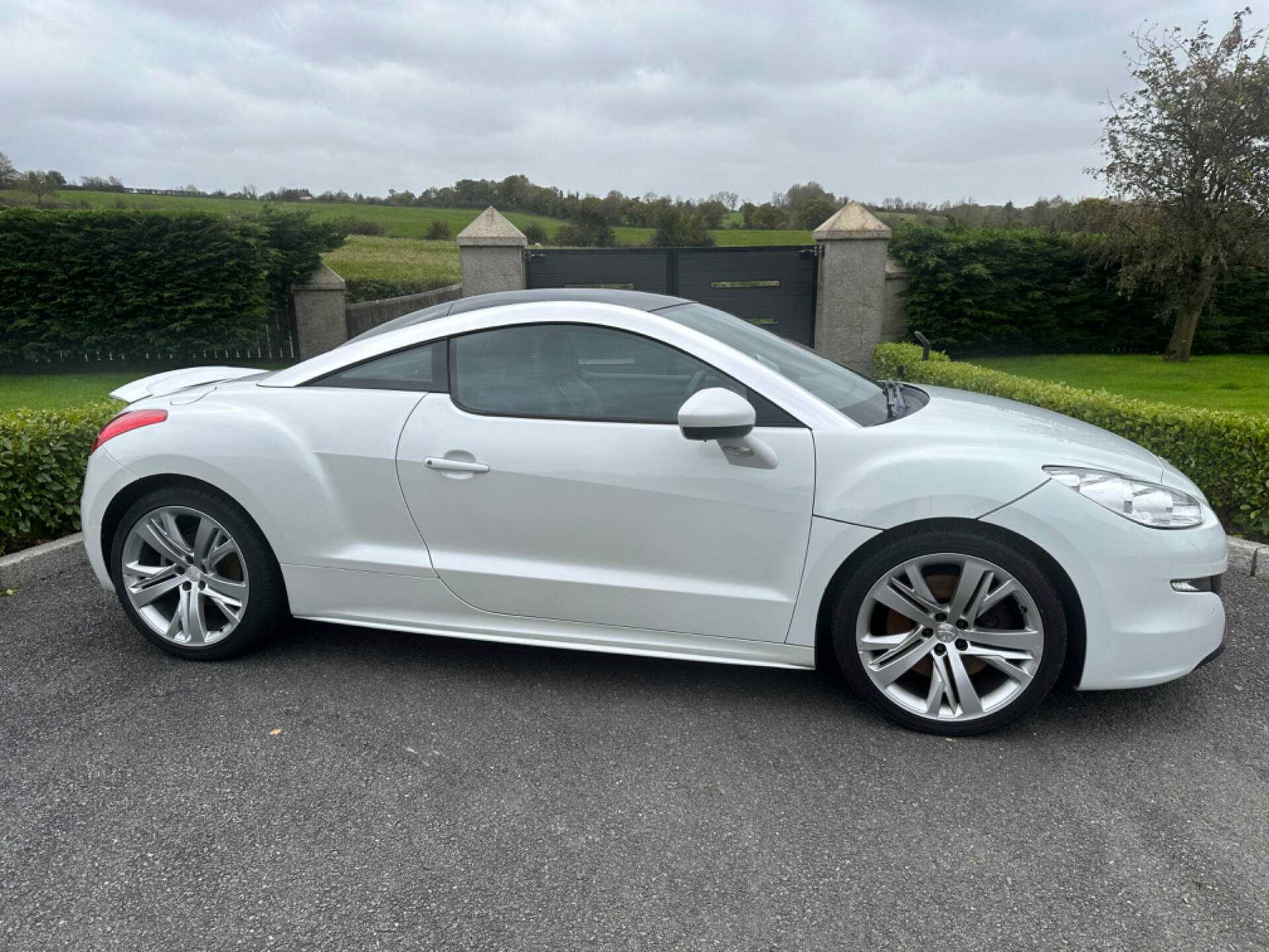 Apr 2014 Peugeot RCZ 2.0 HDi GT 2dr
