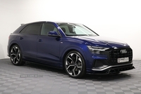 Audi Q8 TDI V6 S line in Down